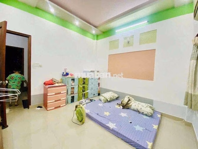 cần bán gấp…nhà ở chính chủ, khu vực an ninh. hẻm xe tải…