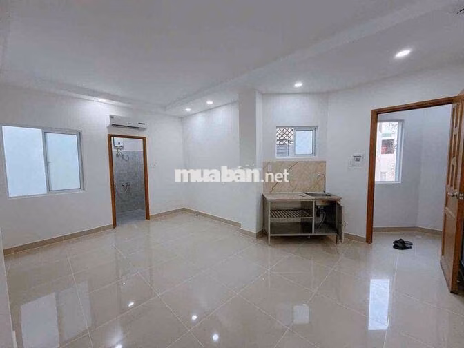 Nhà Quận 4 - Căn Hộ Dịch Vụ - Đường Xóm Chiếu