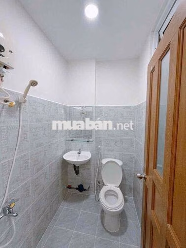 Nhà Quận 4 - Căn Hộ Dịch Vụ - Đường Xóm Chiếu