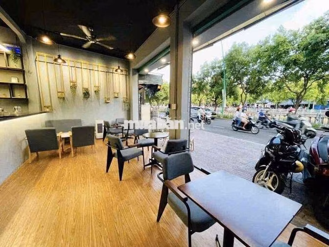 Mặt Tiền Kinh Doanh TRƯỜNG SA, TB 72m2 - 1 Trệt 2 Lầu ST Vỉa Hè Rộng