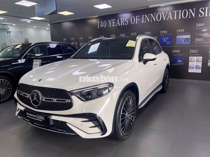 Mercedes-Benz GLC 300 model 2026 giá siêu lướt