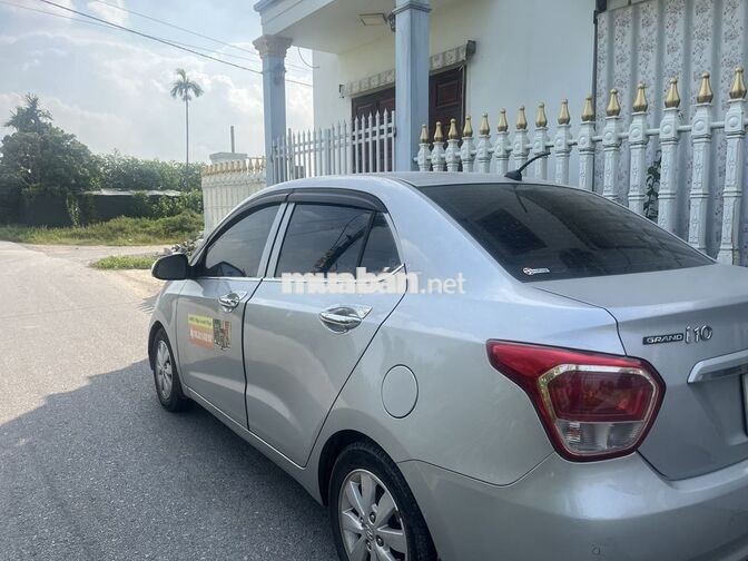 Hyundai Grand i10 Sedan mt màu Bạc