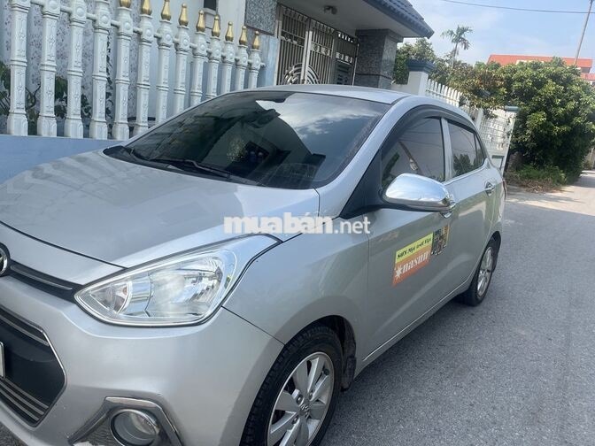 Hyundai Grand i10 Sedan mt màu Bạc