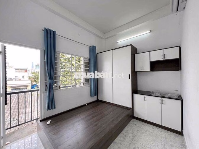 1/9 trống    236/3 Điện Biên Phủ p17 Bình Thạnh sát trường UFE  Nước 1