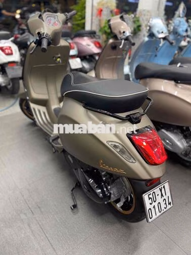 Piaggio Vespa Sprint Nâu