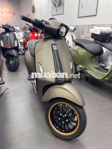 Piaggio Vespa Sprint Nâu