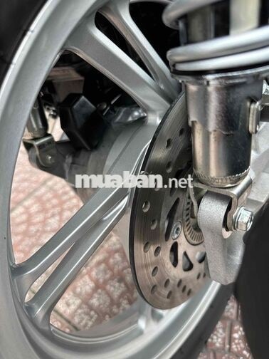 SH 160i ABS 2024 Trắng Đen 4.273 km BSTP Chính Chủ