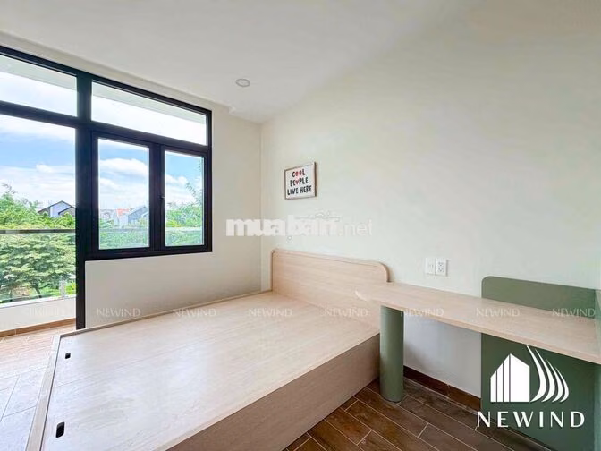 KHAI TRƯƠNG CĂN HỘ THIẾT KẾ HIỆN ĐẠI ĐỐI DIỆN RMIT BAN CÔNG, CỬA SỔ