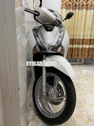 Honda SH 2019 Trắng bạc 5000km