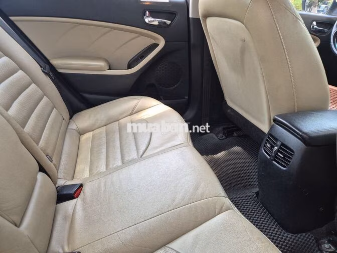 Kia Cerato 2018 1.6MT