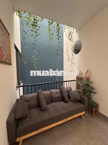 nhà nguyên căn mặt tiền đường diên hồng hoà xuân