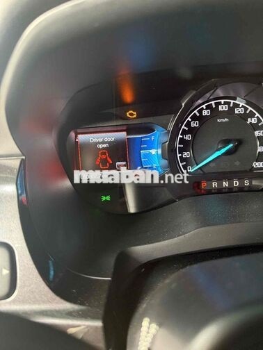 Ford Everest 7 chỗ Trắng 50807.7 km