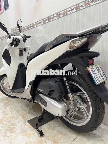 Honda SH 2019 Trắng bạc 5000km