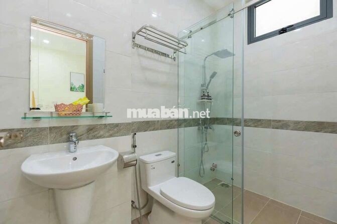 Cho thuê nhà phố mặt tiền Á Châu 4pn sân oto đầy đủ tiện nghi