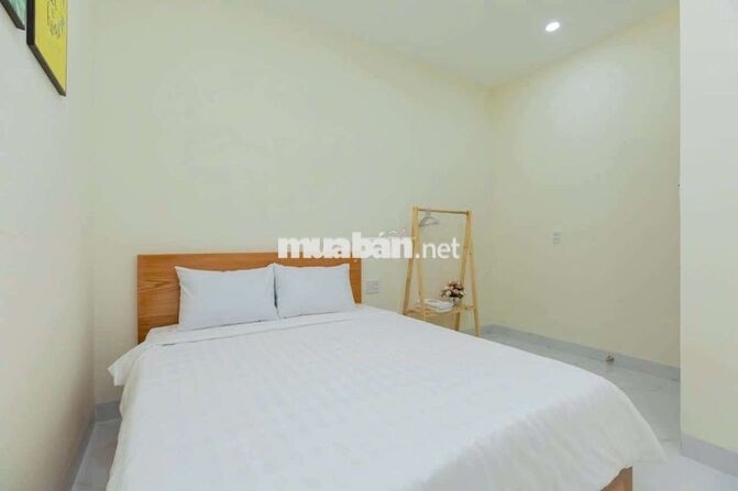 Cho thuê nhà phố mặt tiền Á Châu 4pn sân oto đầy đủ tiện nghi