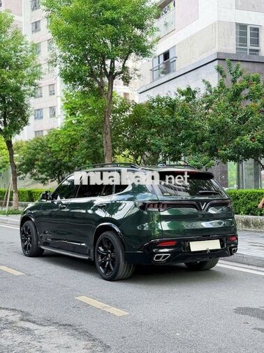 VinFast President 2020 Xanh lá cây 5 vạn km