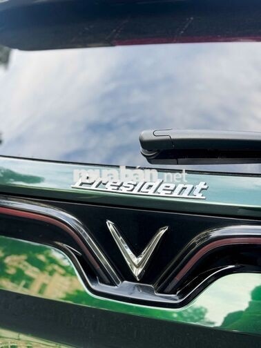 VinFast President 2020 Xanh lá cây 5 vạn km