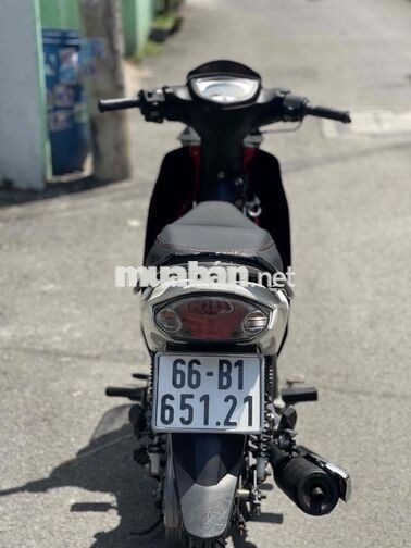 Yamaha Sirius Đen, Trắng, Đỏ