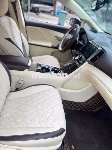 Toyota Venza máy 2.7 lên nhiều đồ chơi có giao lưu