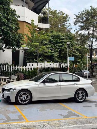 BMW 320i model 2014 xe cực đẹp