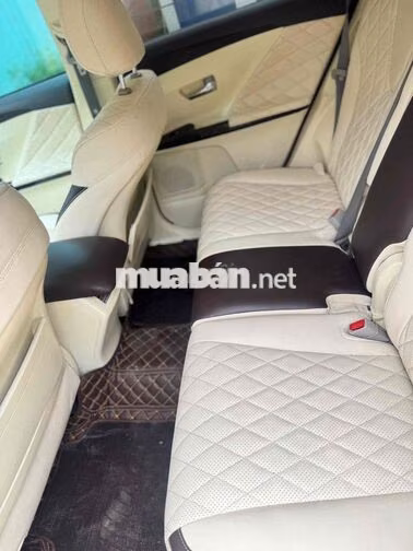 Toyota Venza máy 2.7 lên nhiều đồ chơi có giao lưu