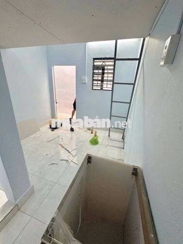 PHÒNG TRỌ GÁC GIÁ RẺ KHU HOÀNG HOA THÁM - TÂN BÌNH