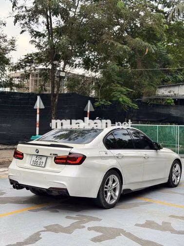 BMW 320i model 2014 xe cực đẹp
