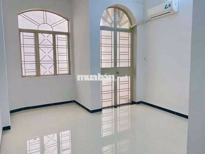 Cho thuê nhà ĐẸP HXH LÊ VĂN SỸ -PHẠM VĂN HAI 4x14 2LẦU giá 18triệu
