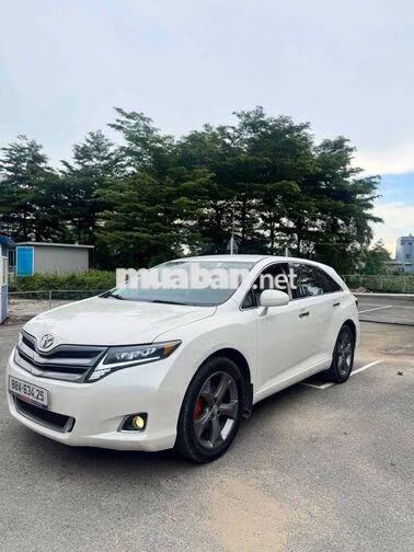 Toyota Venza máy 2.7 lên nhiều đồ chơi có giao lưu