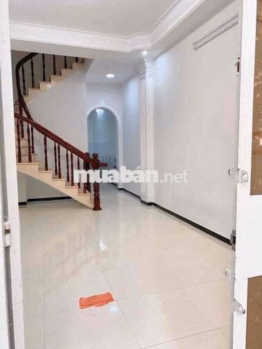 Cho thuê nhà ĐẸP HXH LÊ VĂN SỸ -PHẠM VĂN HAI 4x14 2LẦU giá 18triệu