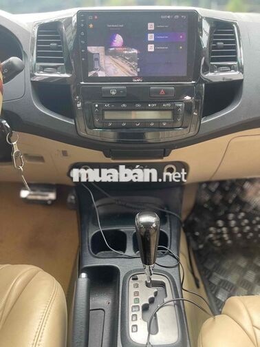 fortuner 2.7V máy xăng số tự động có giao lưu xe