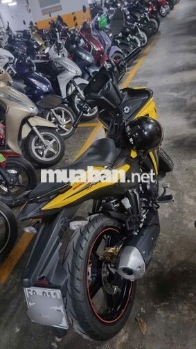 Yamaha Exciter 155 VVA Tiêu chuẩn 2022 Vàng - Đen