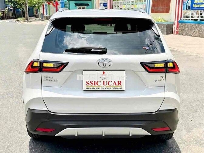 Yaris Cross HEV 2025 180tr nhận xe