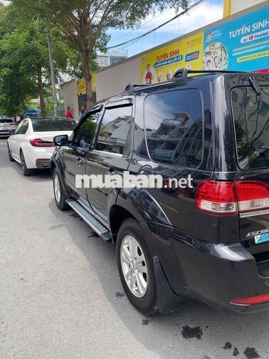 FORD ESCAPE 2009 – XE GIA ĐÌNH, NHIỀU ĐỒ CHƠI