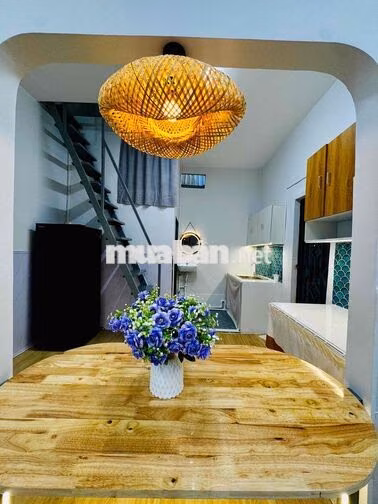 bán nhà ngay trung tâm sầm uất cần thơ , hộ khẩu cho con đi học