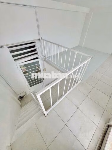 (8740e) căn hộ Becamex Định Hòa, lầu 3 sổ Hồng 470 triệu