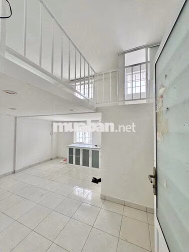 (8740e) căn hộ Becamex Định Hòa, lầu 3 sổ Hồng 470 triệu