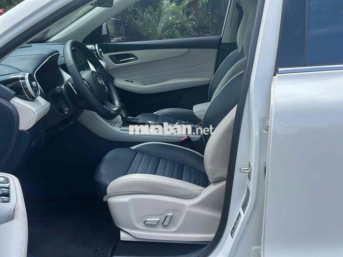 MG HS LUX 2024 Trắng 4.000 km Thái Lan