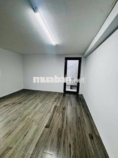 bán nhà ngay trung tâm sầm uất cần thơ , hộ khẩu cho con đi học