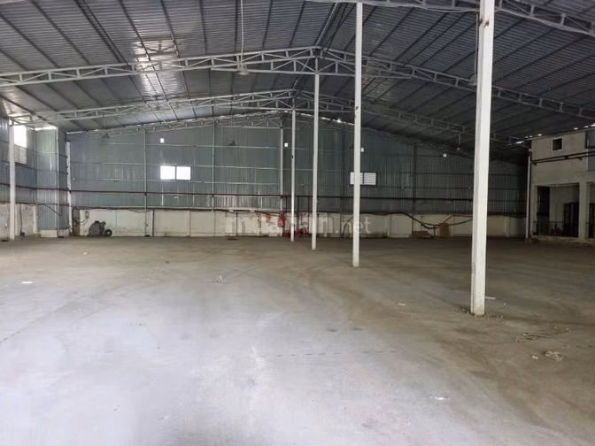 Cho thuê 5000m kho,nhà xưởng chia nhỏ tại Xã Cổ Đông,Thị Xã Sơn Tây