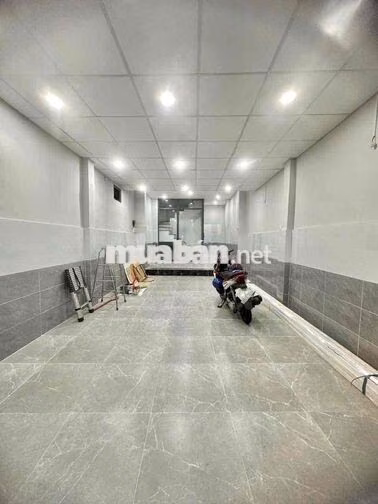 Cho thuê MẶT BẰNG GÓC 2MẶT TIỀN MỚI ĐẸP LỐI ĐI RIÊNG PHAN VĂN TRỊ