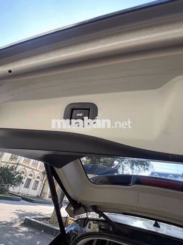 Nissan X-Trail Pre SL 2018 Đen 7 chỗ