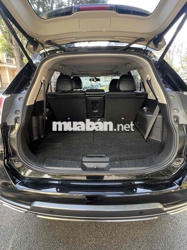 Nissan X-Trail Pre SL 2018 Đen 7 chỗ