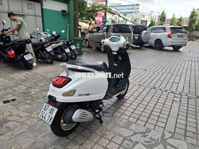 xe vespa 50cc