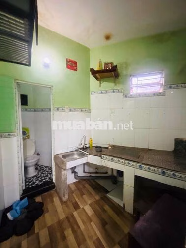 Nhà Sổ chung lầu trệt đường ô tô tận nơi gần ngã tư Bình Trị
