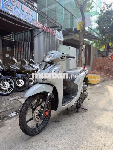 Vision Sport 2025 7000 km Góp trả trước 6tr
