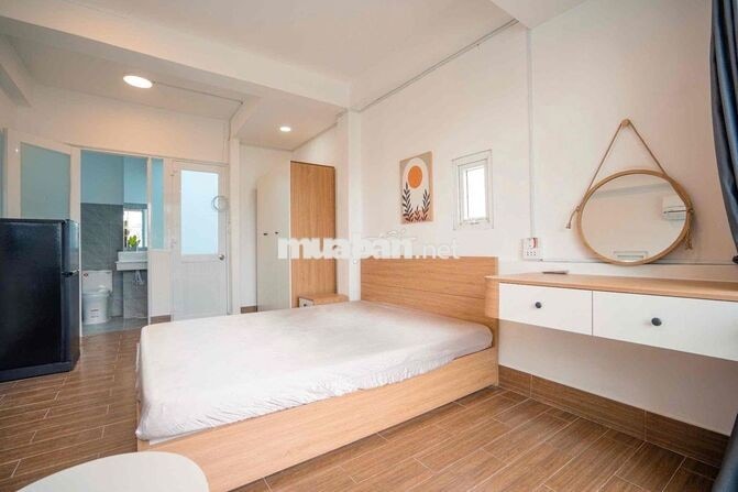 CHO THUÊ CĂN HỘ TRƯỜNG SA QUẬN 3 BAN CÔNG MÁY GIẶC RIÊNG GẦN UEH