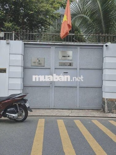 Tòa nhà văn phòng phú nhuận chỉ 125tr/m2