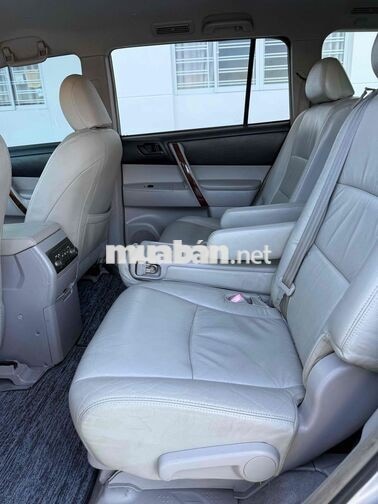 Toyota Highlander 3.5L 2007 Bạc 7 chỗ