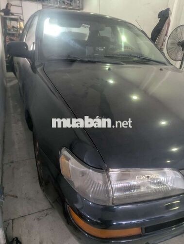 Toyota Corolla 5 chỗ màu Đen